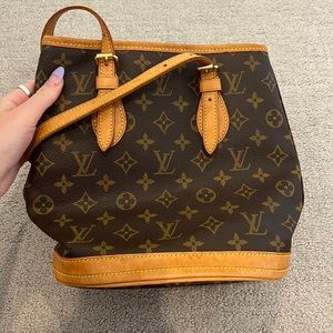 Louis Vuitton purse